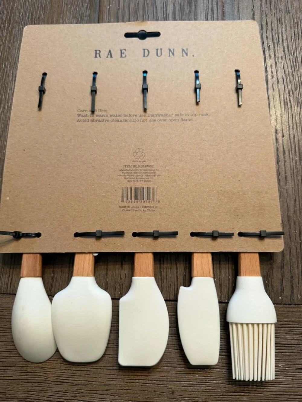 NWT Rae Dunn 5 Piece Mini Utensils Set, each about 8
